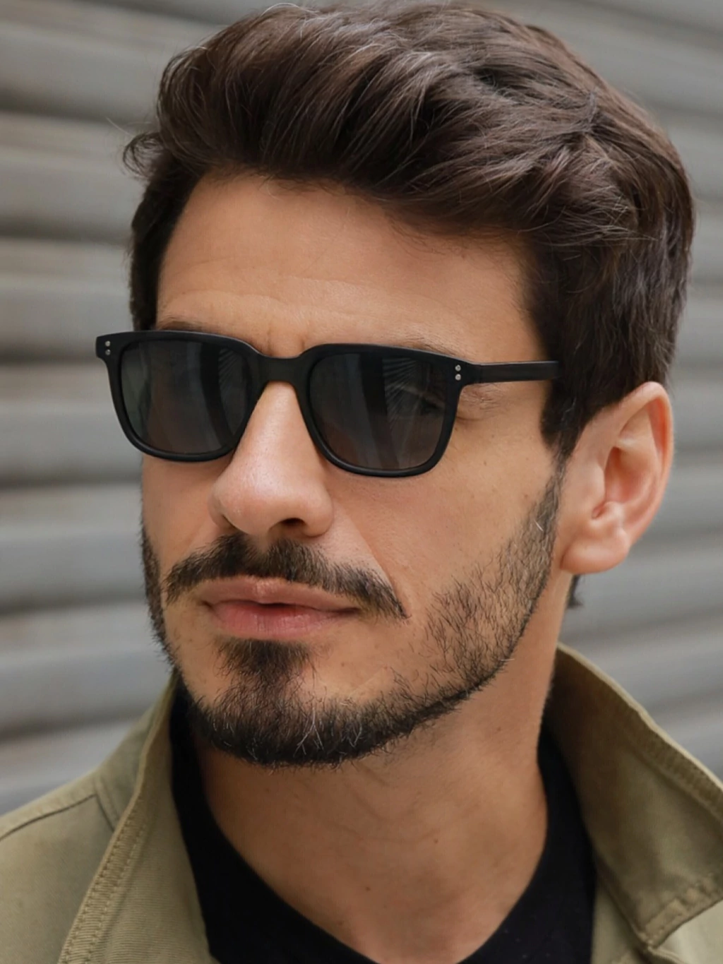 Óculos de Sol Quadrado Lisboa 2.0 - Verde Fosco - Acetato